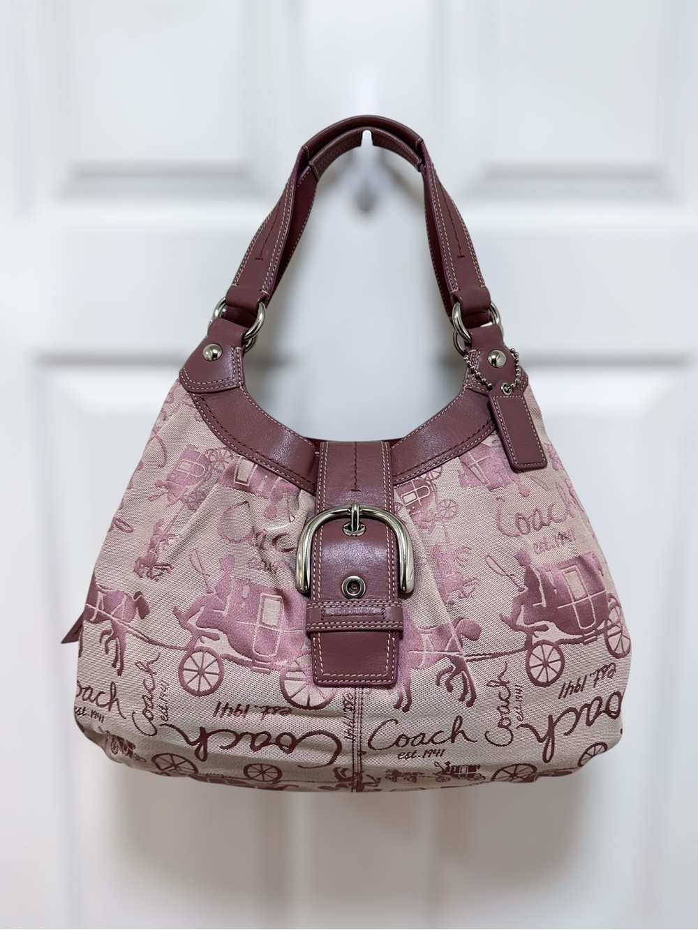 Coach Soho Lynn Horse & Carriage Jacquard Hobo Mauve Pink Shoulder Bag XL